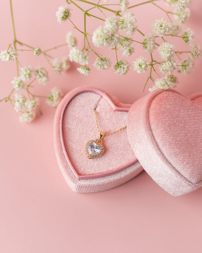 Lovette Necklace - Valentine's Day Gift Packaging
