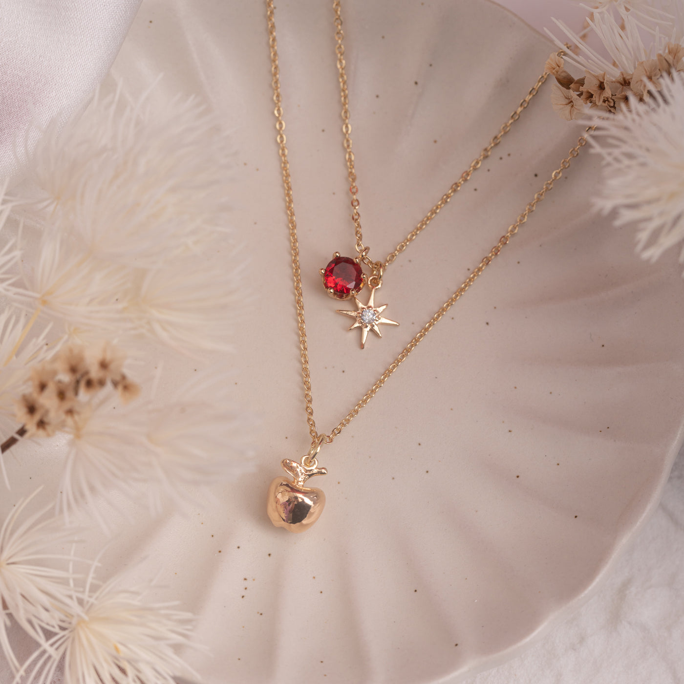 Snow White Dream Necklace - Limited Edition